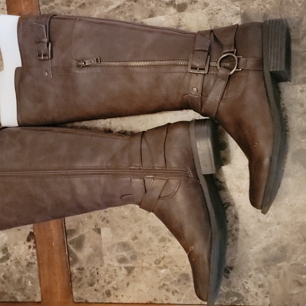 GUESS Riding Boots - Picture 6 of 16